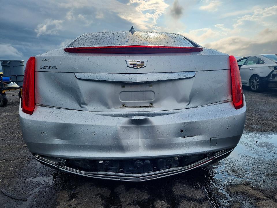 Photo 6 from auction – 2017 CADILLAC XTS with VIN 2G61M5S33H9120604