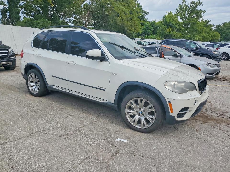 Photo 4 from auction – 2012 BMW X5 with VIN 5UXZV8C55CL422457