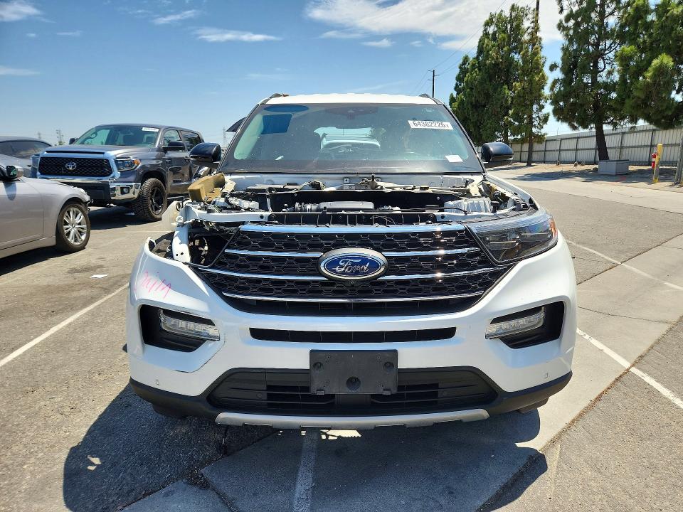 Photo 5 from auction – 2023 FORD EXPLORER with VIN 1FMSK7DH6PGA02098