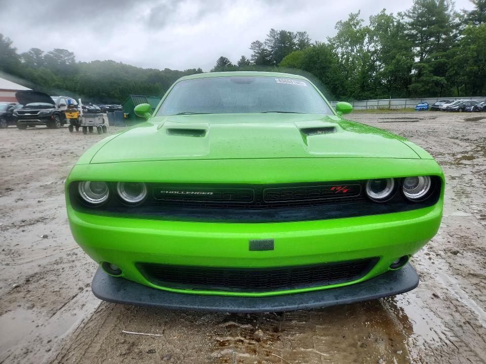 Photo 5 from auction – 2017 DODGE CHALLENGER with VIN 2C3CDZFJXHH598292