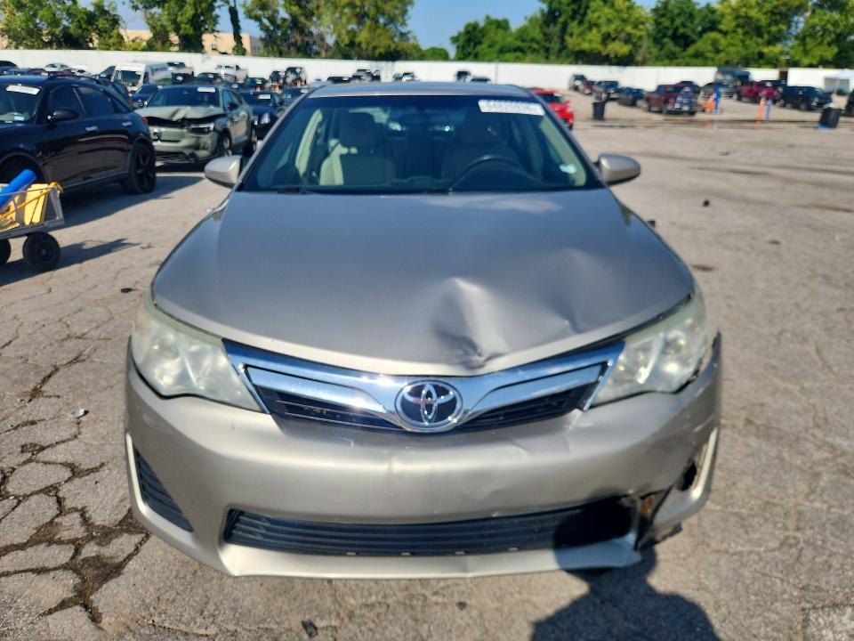 Photo 5 from auction – 2014 TOYOTA CAMRY with VIN 4T4BF1FK0ER377466