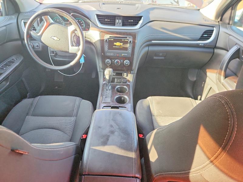Photo 8 from auction – 2017 CHEVROLET TRAVERSE with VIN 1GNKRGKD4HJ311001