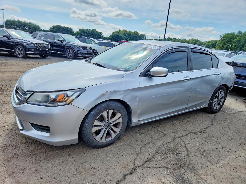 Photo 1 from auction – 2015 HONDA ACCORD with VIN 1HGCR2F33FA009926