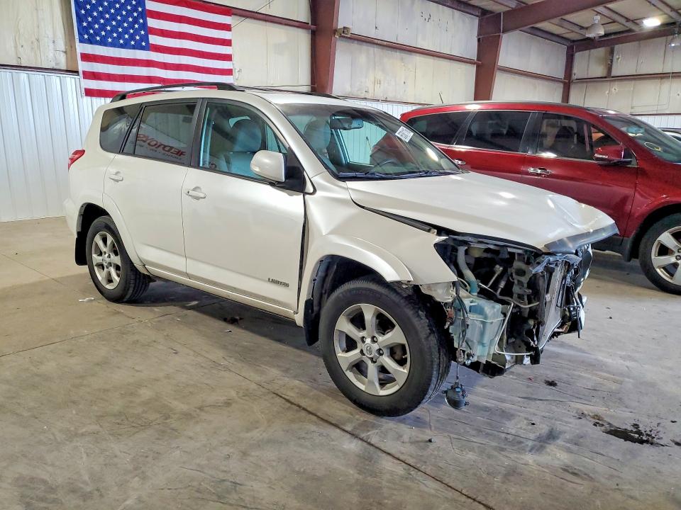 Снимка 4 от търг – 2011 TOYOTA RAV4 с VIN 2T3YF4DV4BW090508