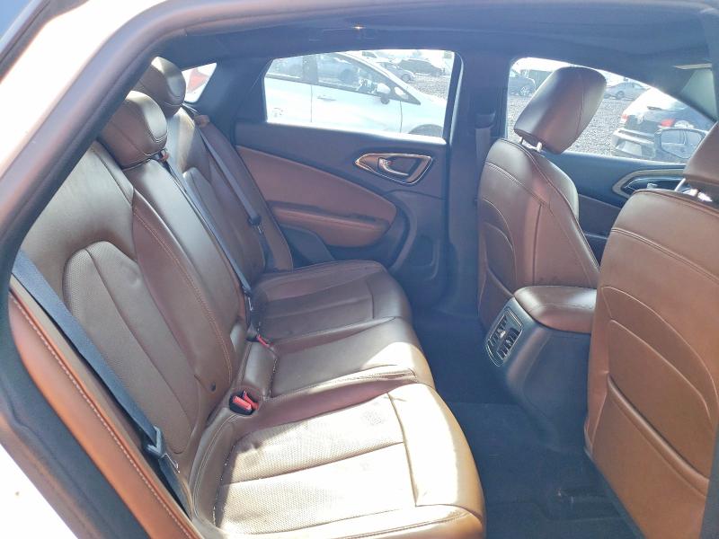 Photo 10 from auction – 2016 CHRYSLER 200 with VIN 1C3CCCCB5GN147595