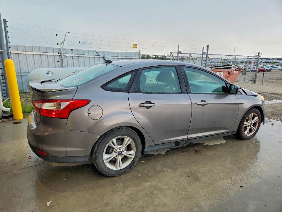 Photo 3 from auction – 2013 FORD FOCUS with VIN 1FADP3F20DL368843