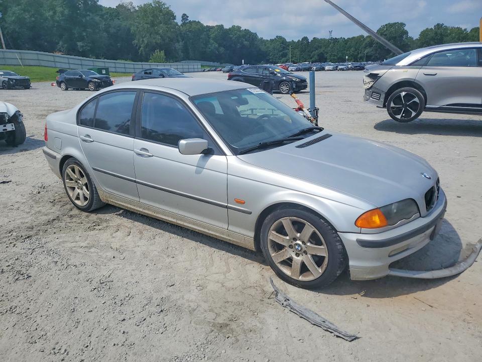 Photo 4 from auction – 2001 BMW 325 with VIN WBAAV33411FU95908