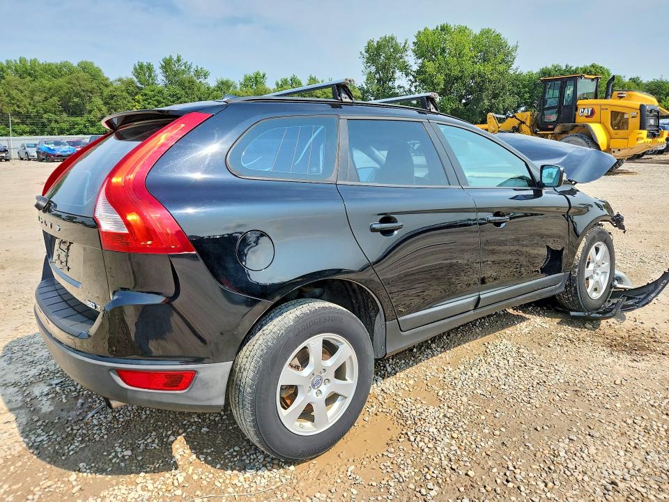 Photo 3 from auction – 2011 VOLVO XC60 with VIN YV4952DL2B2142699