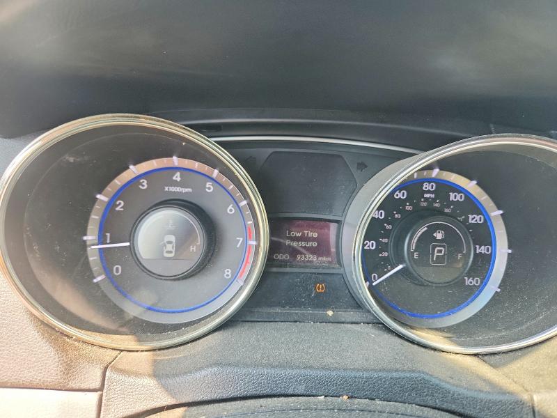 Photo 9 from auction – 2011 HYUNDAI SONATA with VIN 5NPEB4AC8BH069279