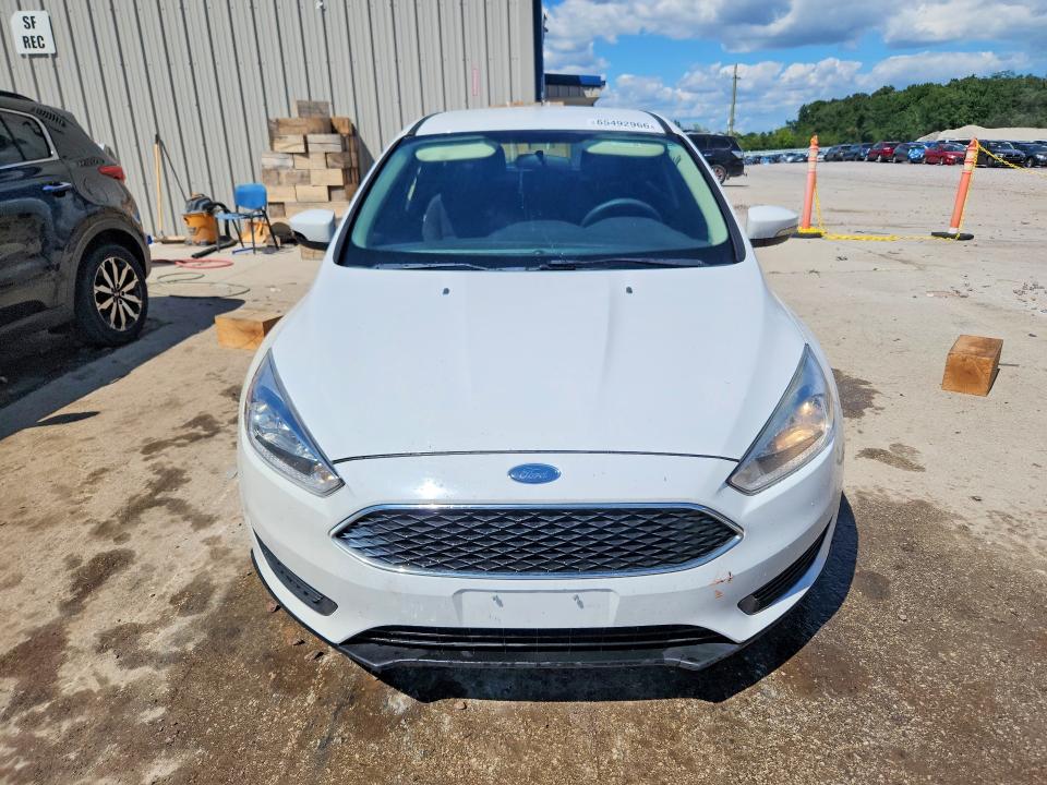 Photo 5 from auction – 2017 FORD FOCUS with VIN 1FADP3K21HL216033