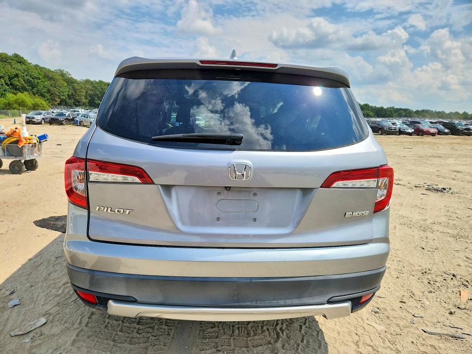 Photo 6 from auction – 2020 HONDA PILOT with VIN 5FNYF5H34LB010758