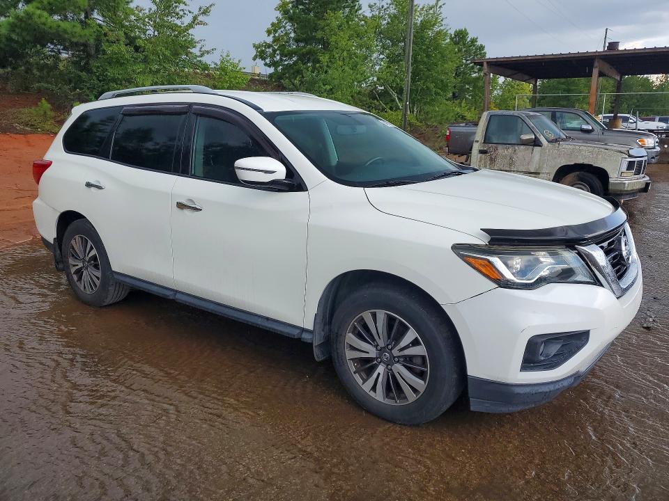 Photo 4 from auction – 2017 NISSAN PATHFINDER with VIN 5N1DR2MN1HC653466