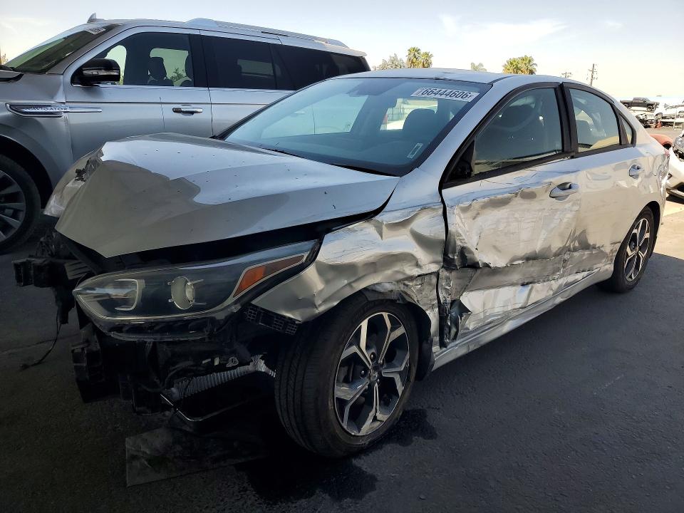 KIA FORTE 2020 z numerem VIN 3KPF24ADXLE162081 - Zdjęcie z aukcji