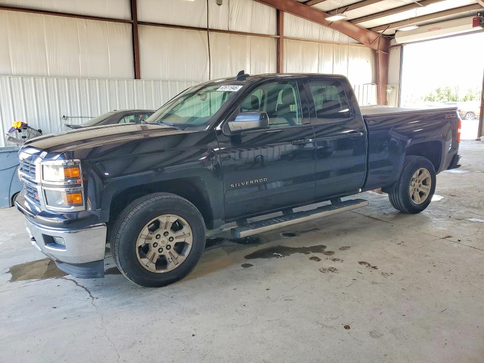 CHEVROLET SILVERADO 2015 with VIN 1GCVKREC3FZ305150 - Photo from auction