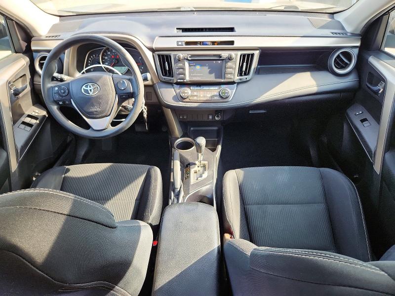Foto 8 de la subasta – 2015 TOYOTA RAV4 con VIN 2T3RFREV5FW284289