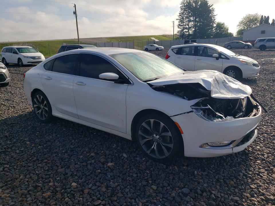Photo 4 from auction – 2016 CHRYSLER 200 with VIN 1C3CCCCB5GN147595