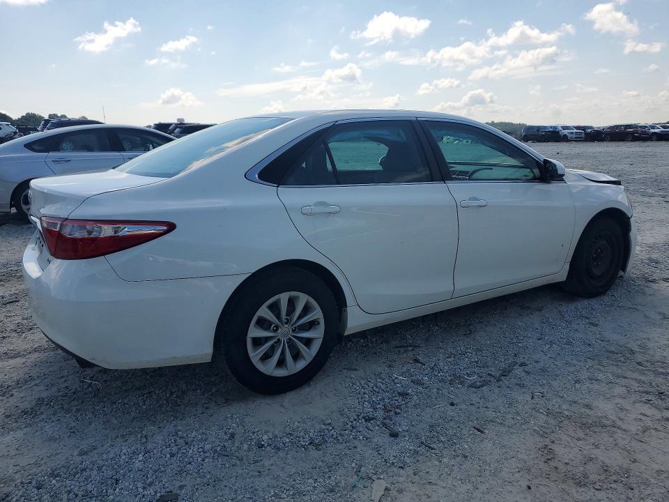 Photo 3 from auction – 2016 TOYOTA CAMRY with VIN 4T1BF1FK5GU179205