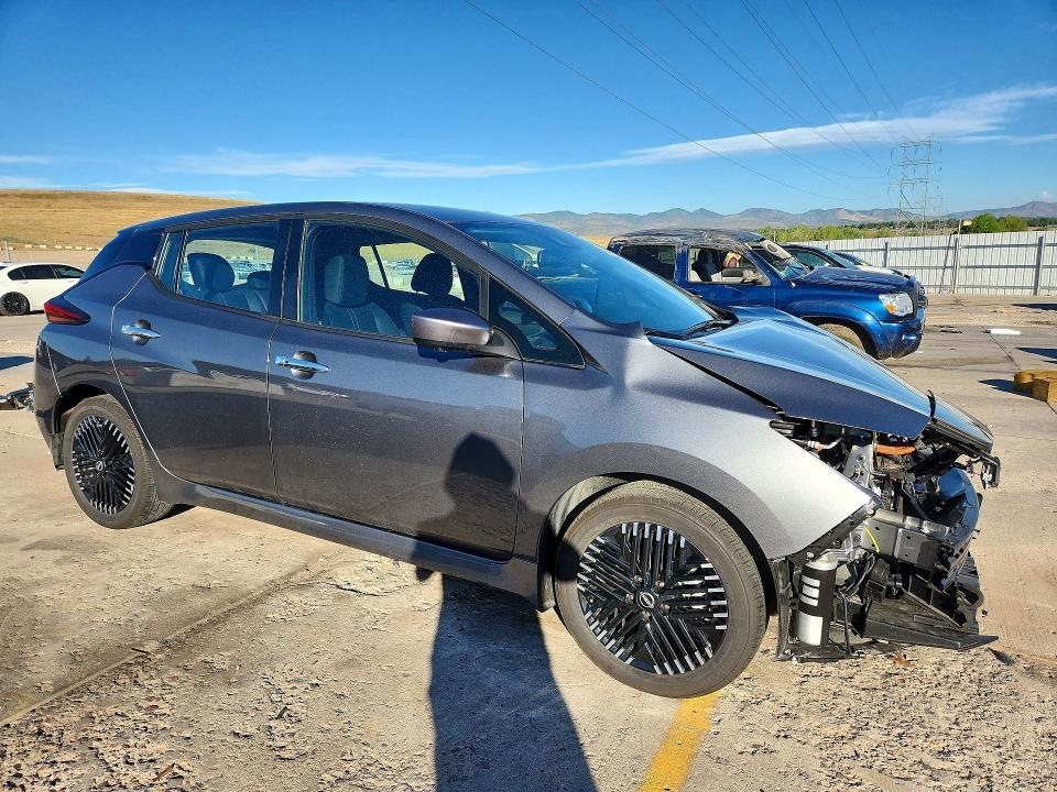 Photo 4 from auction – 2025 NISSAN LEAF with VIN 1N4CZ1CV2SC560237