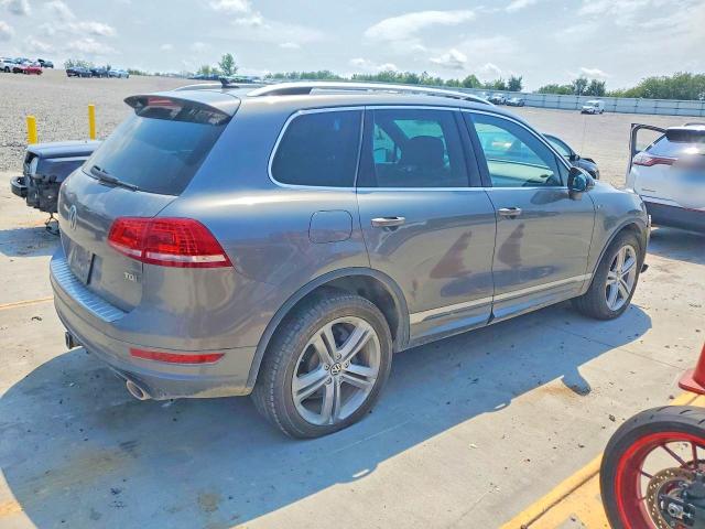 Photo 3 from auction – 2014 VOLKSWAGEN TOUAREG with VIN WVGDP9BP0ED013225