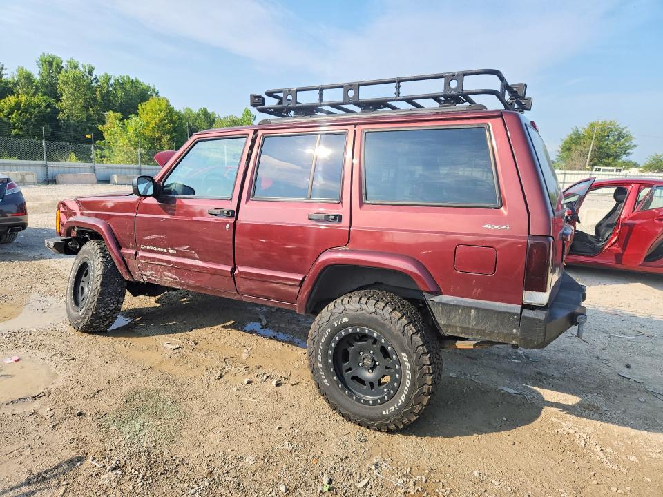 Photo 2 from auction – 2001 JEEP CHEROKEE with VIN 1J4FF58S51L563342