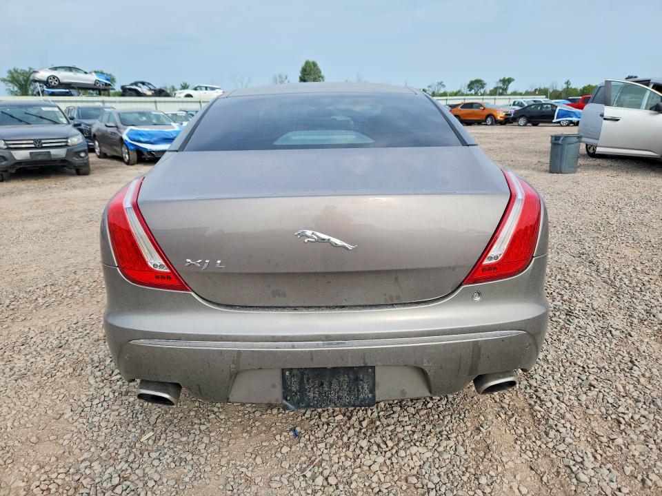Photo 6 from auction – 2011 JAGUAR XJL with VIN SAJWA2GB4BLV17136