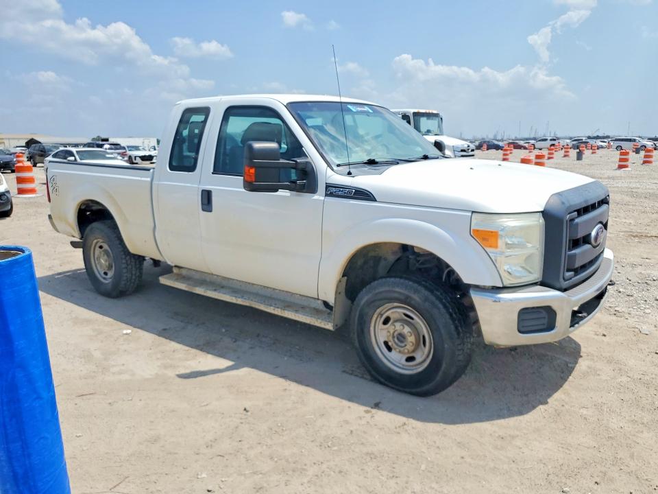 Photo 4 from auction – 2013 FORD F250 with VIN 1FT7X2B64DEB57272
