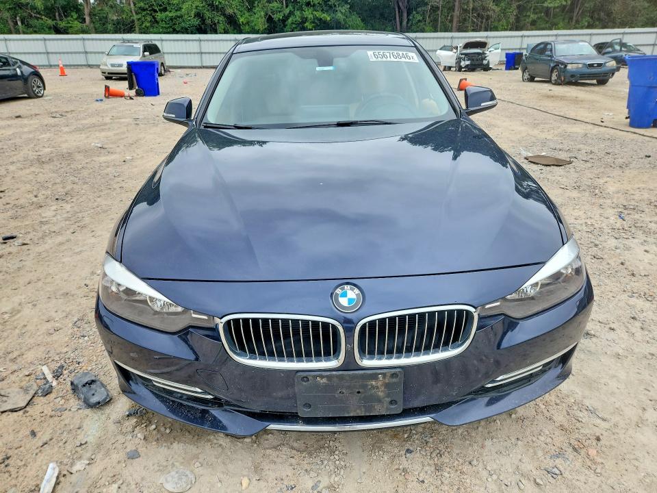 Photo 5 from auction – 2015 BMW 328 with VIN WBA3B5G50FNS12153