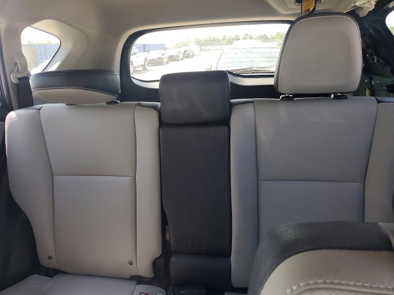 Photo 10 from auction – 2017 TOYOTA RAV4 with VIN JTMDFREV4HJ704121
