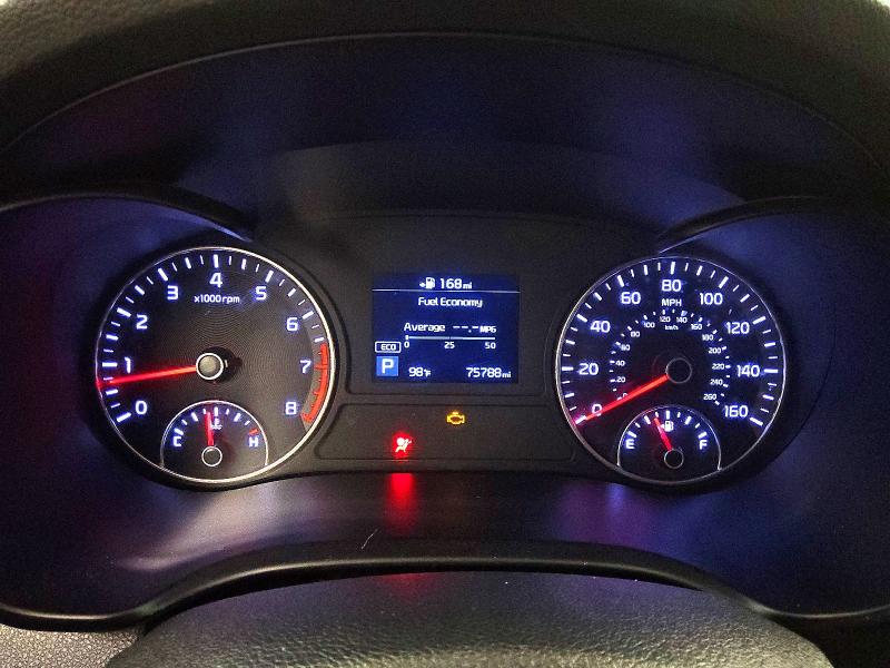 Photo 9 from auction – 2019 KIA OPTIMA with VIN 5XXGT4L30KG374368
