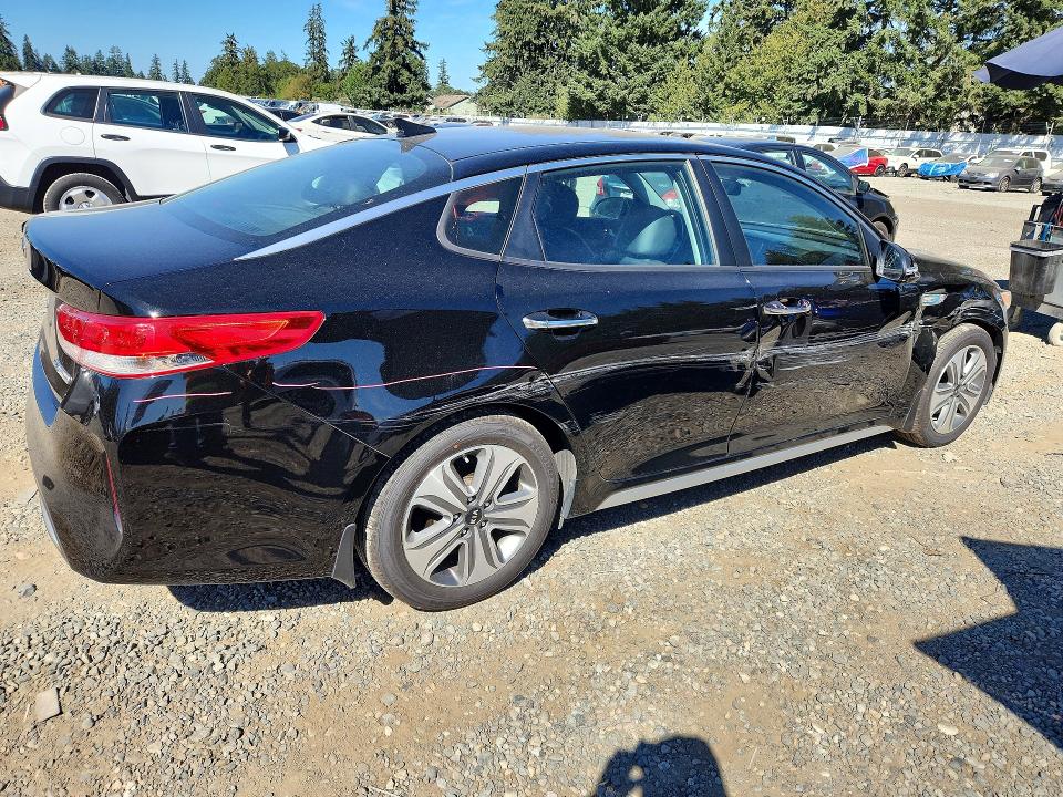 Photo 3 from auction – 2017 KIA OPTIMA HYBRID with VIN KNAGU4LE4H5010298
