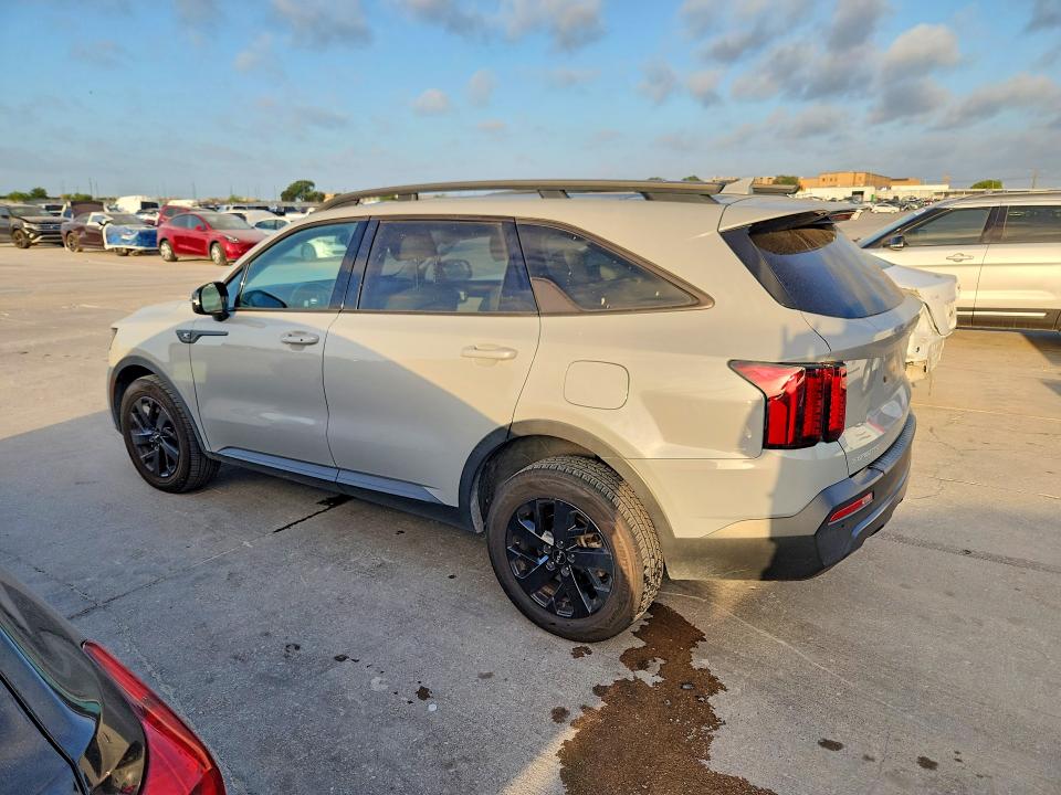 Photo 2 from auction – 2023 KIA SORENTO with VIN 5XYRLDLC2PG172658