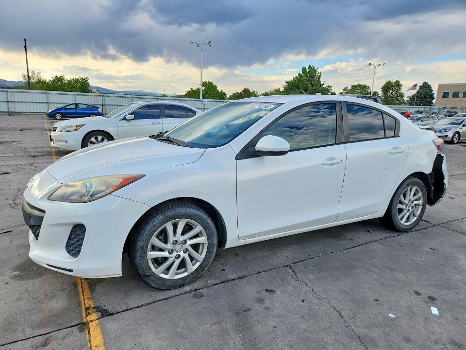 MAZDA 3 2012 with VIN JM1BL1V8XC1591926 - Photo from auction