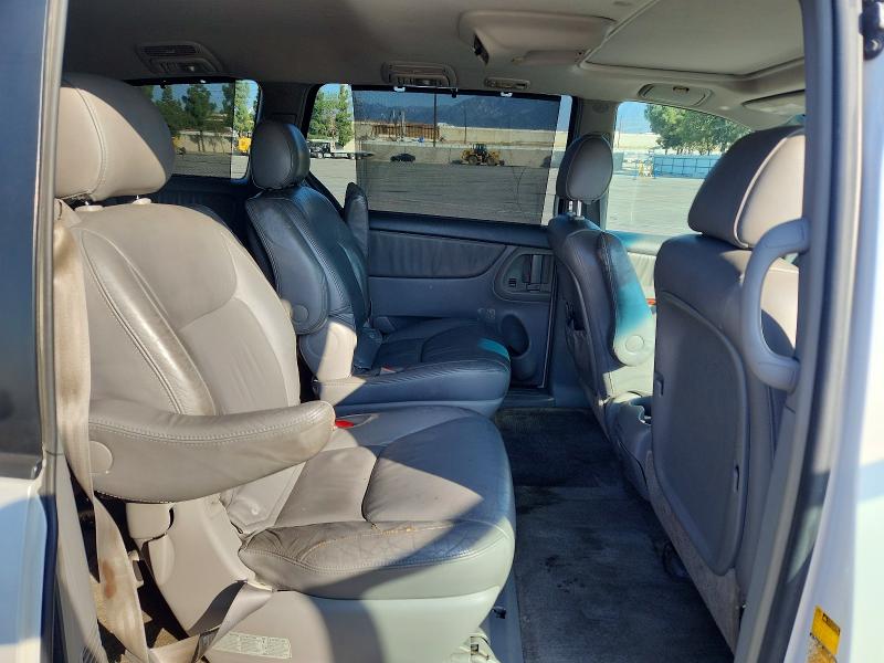 Photo 11 from auction – 2005 TOYOTA SIENNA with VIN 5TDZA22C35S242728