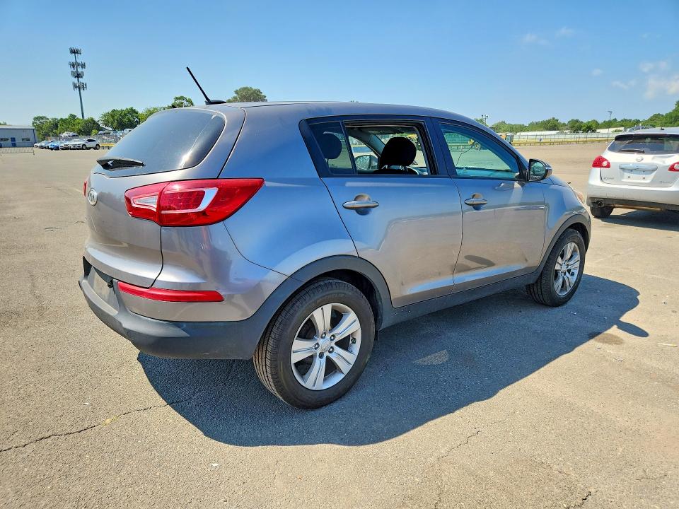 Photo 3 from auction – 2012 KIA SPORTAGE with VIN KNDPB3A21C7333152