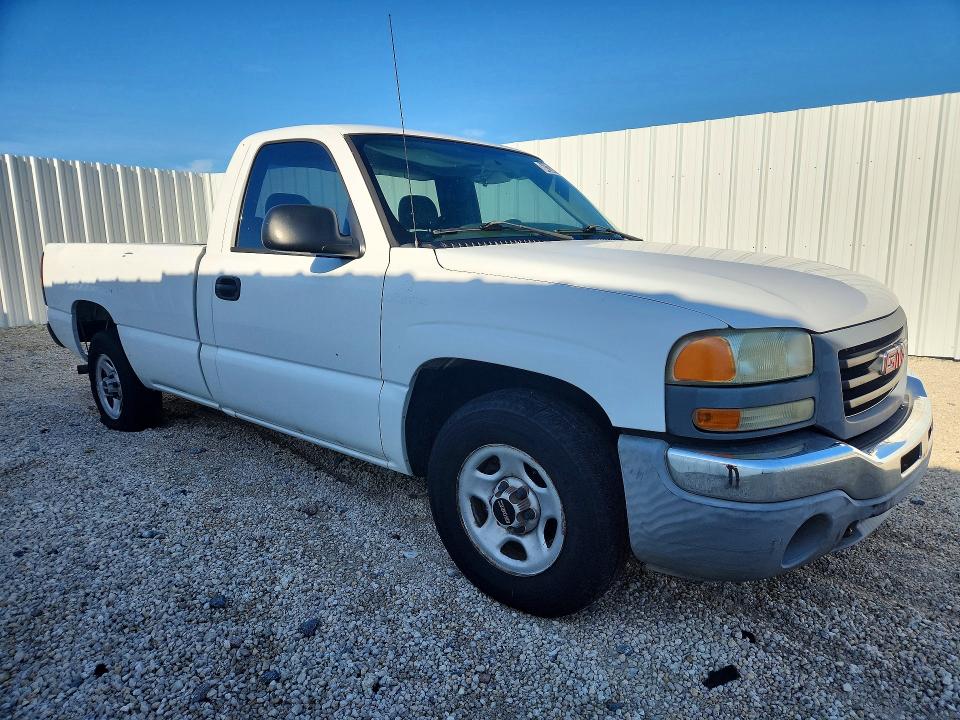 Photo 4 from auction – 2004 GMC NEW SIERRA with VIN 1GTEC14XX4Z253337