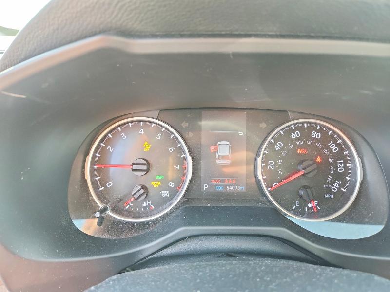 Photo 9 from auction – 2020 TOYOTA RAV4 with VIN 2T3P1RFV7LW129324