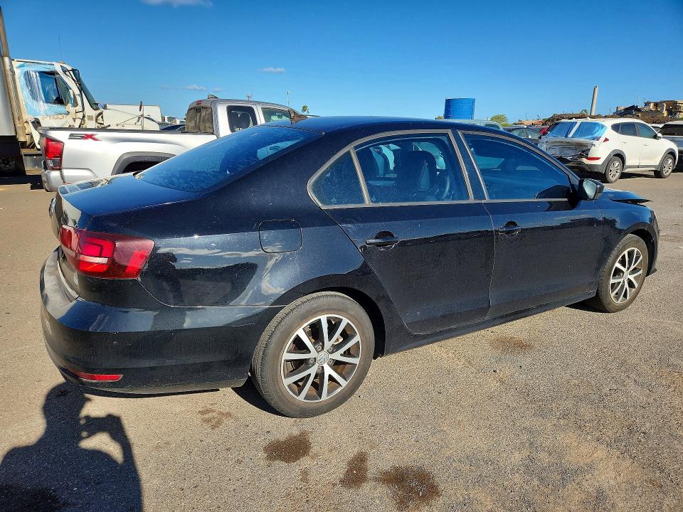 Photo 3 from auction – 2016 VOLKSWAGEN JETTA with VIN 3VWD67AJ5GM409101