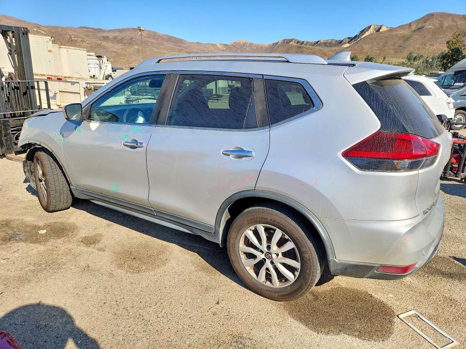Photo 2 from auction – 2020 NISSAN ROGUE with VIN KNMAT2MT4LP540488