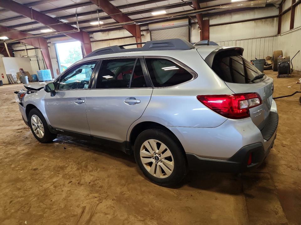 Photo 2 from auction – 2018 SUBARU OUTBACK with VIN 4S4BSACC1J3379410