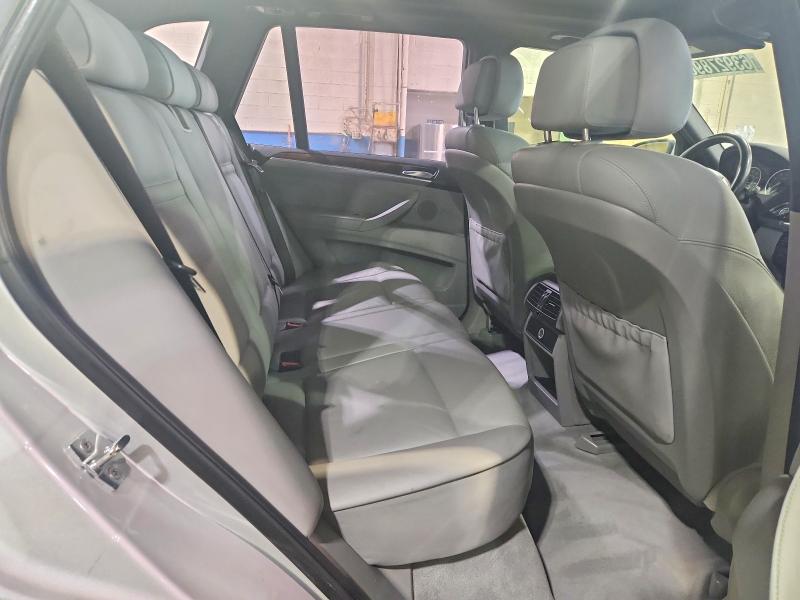 Photo 11 from auction – 2009 BMW X5 with VIN 5UXFE43519L272464