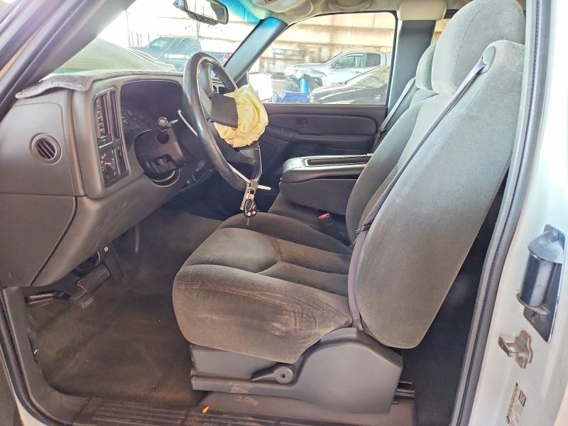 Photo 7 from auction – 2004 CHEVROLET SILVERADO with VIN 2GCEC19T541280010