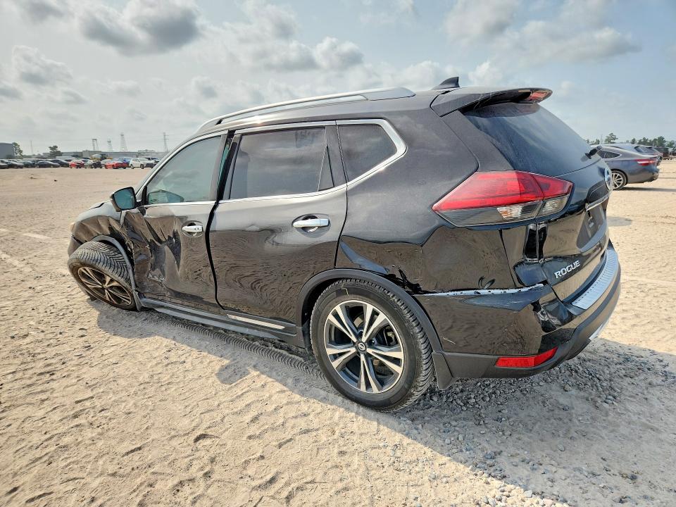 Photo 2 from auction – 2017 NISSAN ROGUE with VIN JN8AT2MTXHW398536