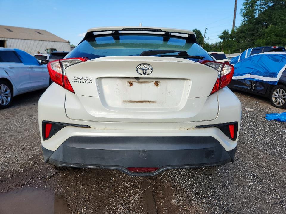 Photo 6 from auction – 2018 TOYOTA C-HR with VIN NMTKHMBX2JR015681