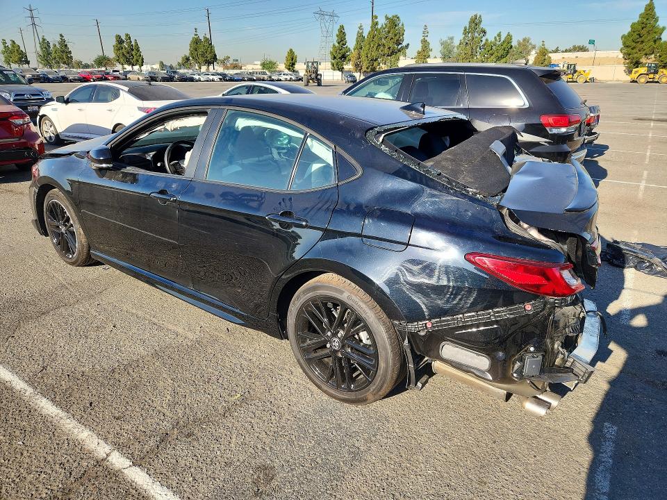Foto 2 de la subasta – 2026 TOYOTA CAMRY con VIN 4T1DAACK0TU685062