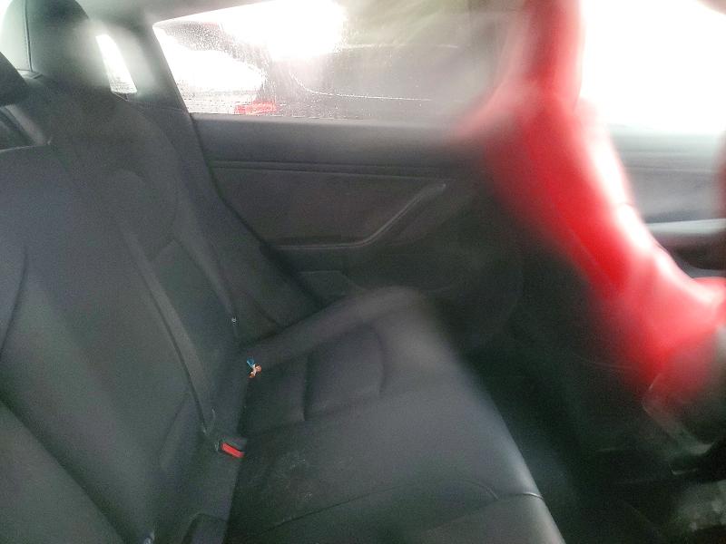 Photo 10 from auction – 2018 TESLA MODEL 3 with VIN 5YJ3E1EA4JF028389