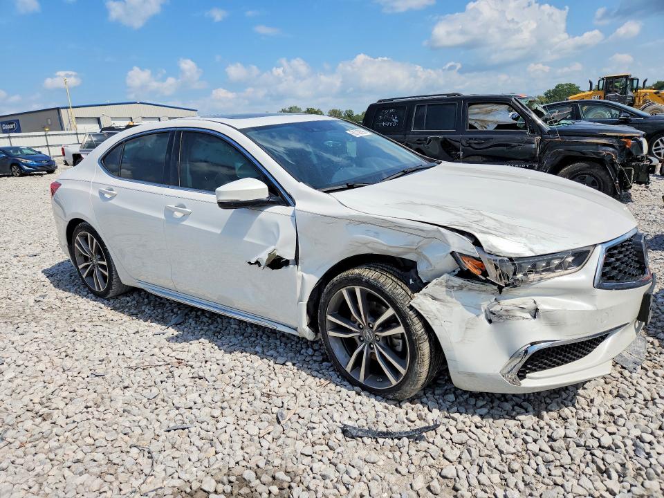 Photo 4 from auction – 2020 ACURA TLX with VIN 19UUB2F44LA002576