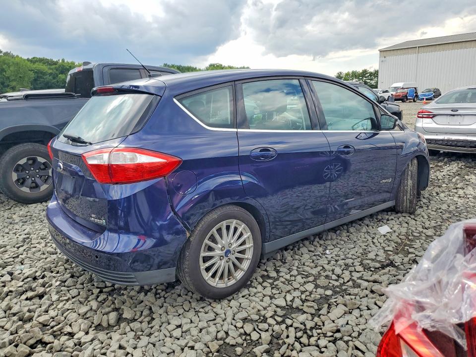 Photo 3 from auction – 2016 FORD C-MAX with VIN 1FADP5BU0GL113178