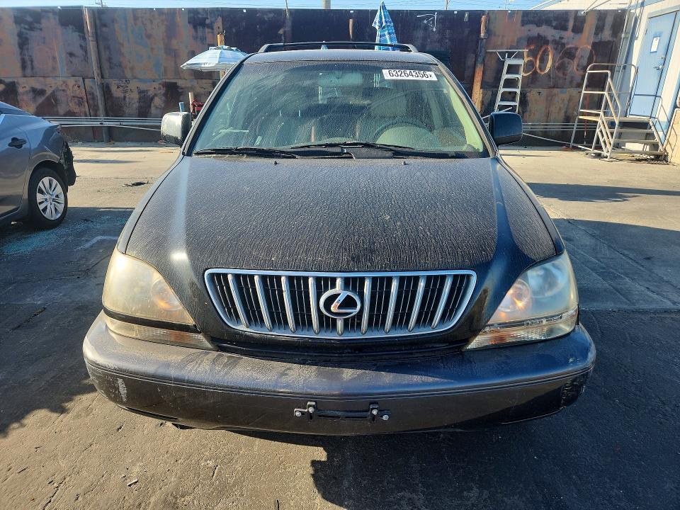 Photo 5 from auction – 2001 LEXUS RX with VIN JTJGF10U710098593