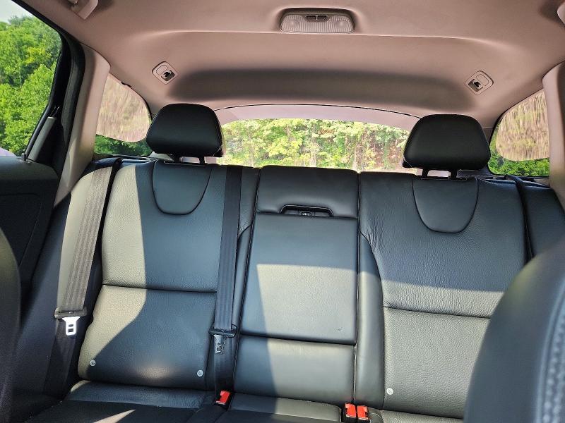 Photo 10 from auction – 2014 VOLVO XC60 with VIN YV4902DZ4E2526104