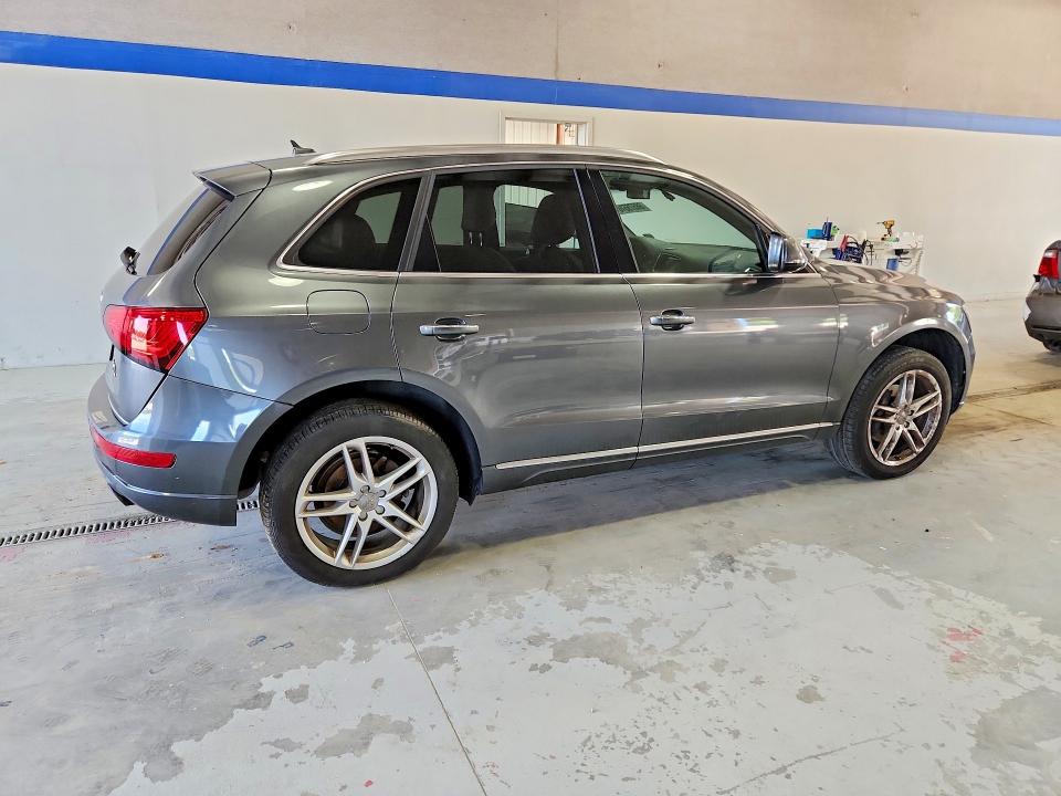 Photo 3 from auction – 2017 AUDI Q5 with VIN WA1C2AFP5HA005390